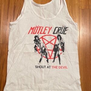Mötley Crüe Graphic Tank Top